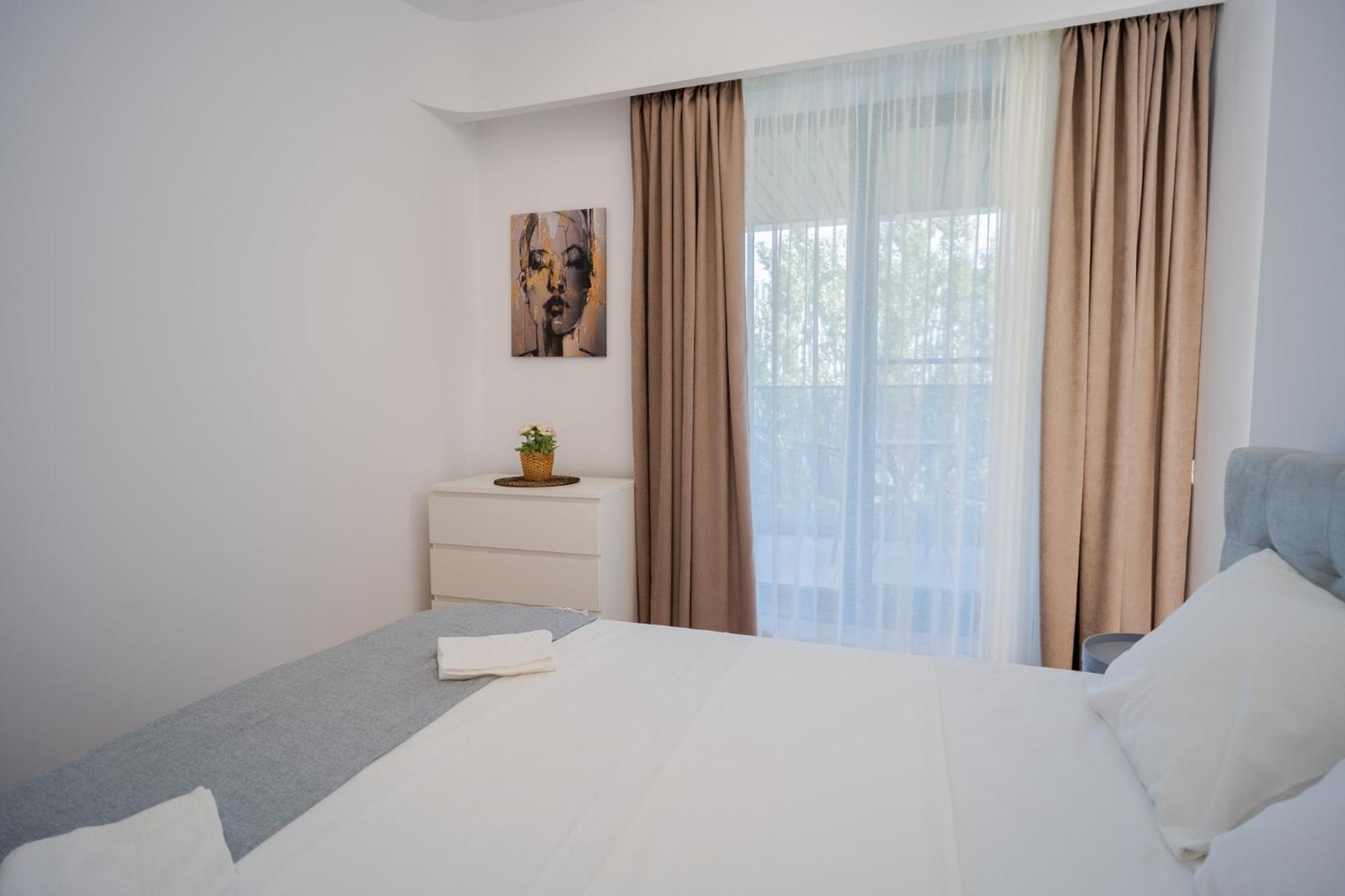 Amazing View Apartments - Iuliu Maniu & Politehnica Park Bucarest Exterior foto