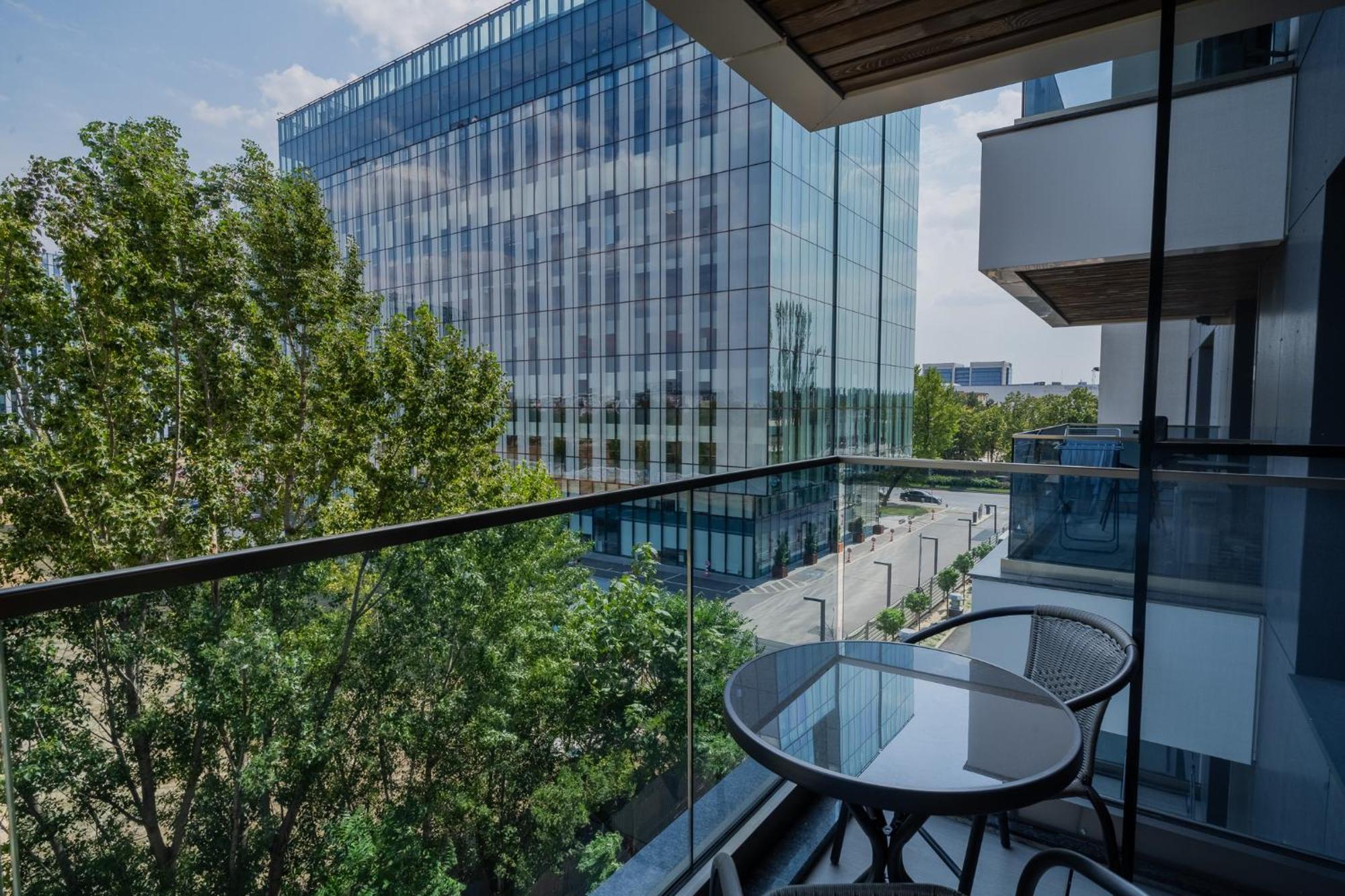 Amazing View Apartments - Iuliu Maniu & Politehnica Park Bucarest Exterior foto